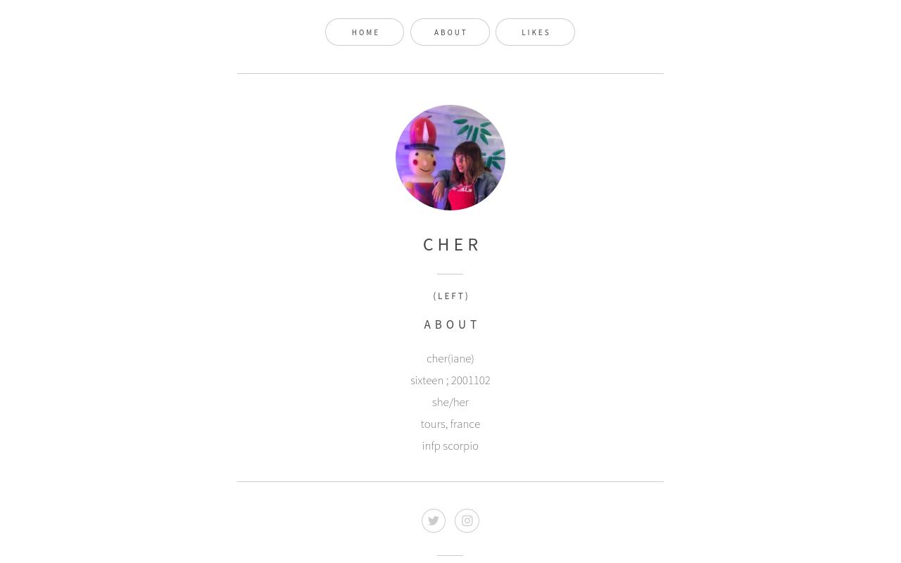 Carrd profile picture for @cher
